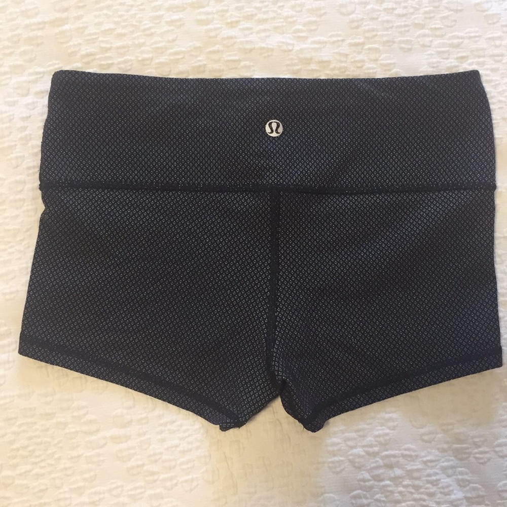 Lululemon Wunder Short 2"